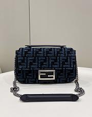 Fendi Baguette Chain Midi Bag Blue - 1