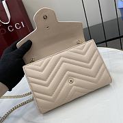 Gucci GG Marmont matelassé mini bag beige - 2