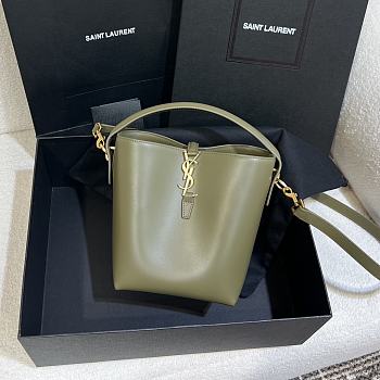 Ysl LE 37 small in shiny leather green