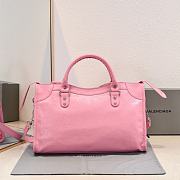 Balenciaga Medium Le City tote bag in pink - 2