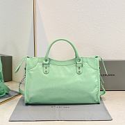 Balenciaga Medium Le City tote bag green - 6