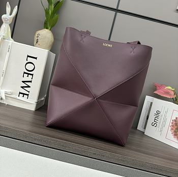 Loewe Puzzle Fold Tote bag in burgundy