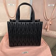 Miumiu Matelassé nappa leather tote-bag black - 6