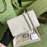 Gucci GG Marmont Wallet On Chain In White - 1