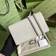 Gucci GG Marmont Wallet On Chain In White - 6