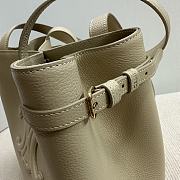 Celine SMALL CABAS ANAÏS CUIR TRIOMPHE in Grained calfskin cappuccino - 4