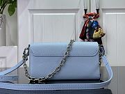 Louis Vuitton Twist West Pochette Epi cowhide with grain blue - 2