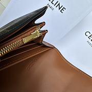 Celine Large Triomphe wallet in shiny calf leather - 5