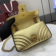 Gucci GG Marmont small shoulder bag gold - 5