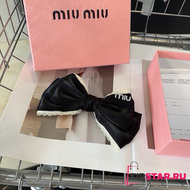 Miumiu Hairclip in Black 01 - 1