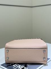 Fendi Peekaboo's iconic handbag light pink - 4