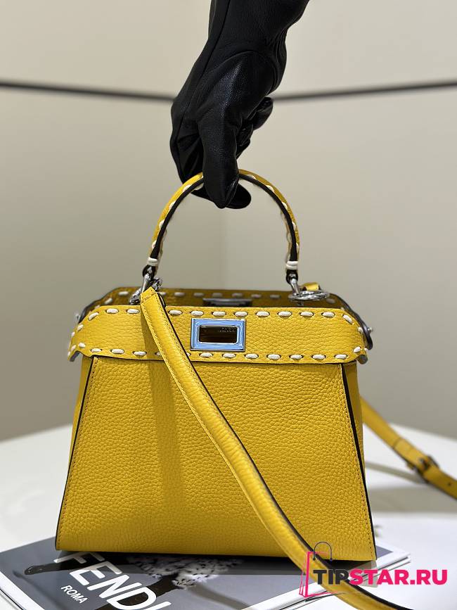 Fendi Peekaboo's iconic handbag yellow - 1