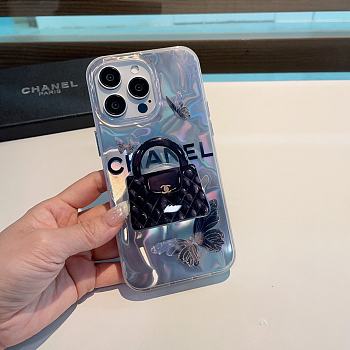 Chanel Phonecase 02