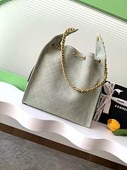 Chanel 25C Hobo Bag AS5311 Green - 3