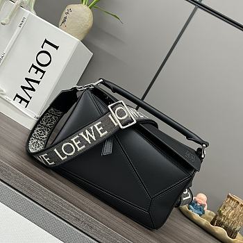 Loewe Puzzle bag in classic lambkin Anagram black