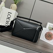 Loewe Puzzle bag in classic lambskin black - 4