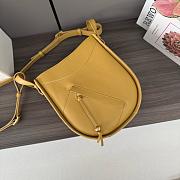 Loewe Slice bag in shiny calfskin yellow - 5