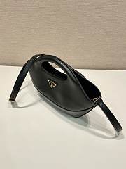 Prada Triangle-logo leather tote bag black - 5