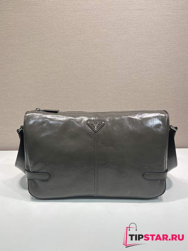 Prada Triangle logo messenger bag green - 1