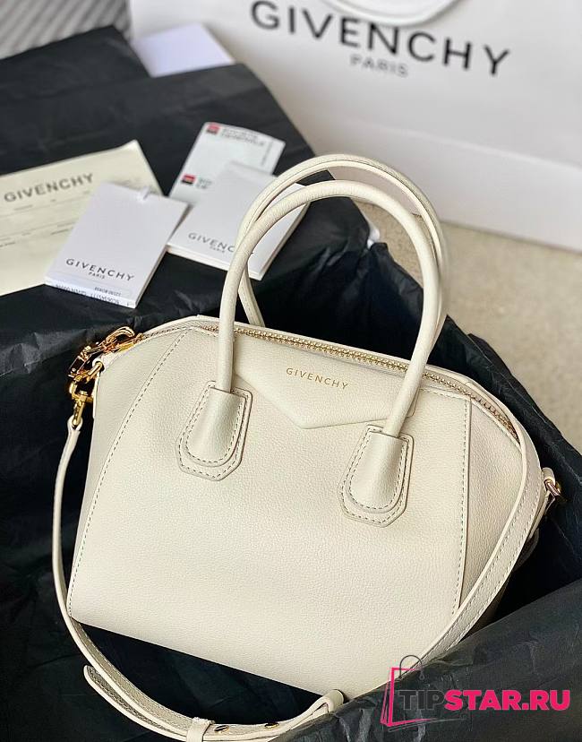 Givenchy Mini Antigona bag in Box leather white - 1