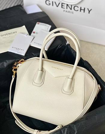 Givenchy Mini Antigona bag in Box leather white