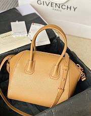 Givenchy Mini Antigona bag in Box leather brown - 5