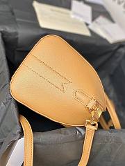 Givenchy Mini Antigona bag in Box leather brown - 2