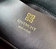 Givenchy Small 4G Liquid bag in quilted leather black - 2