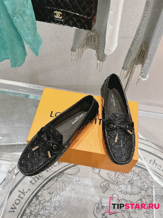 Louis Vuitton Driver Mocassin Shoes Shiny Black - 1