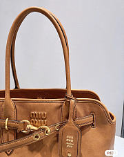 Miumiu Aventure nappa leather bag medium size oak color - 6