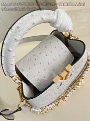 Louis Vuitton Capucines mini Trilogy Taurillon In White - 5