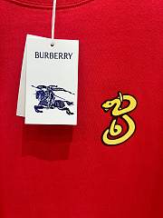 Burberry Short Sleeves with Snake Embroidery T-Shirt In Red - 4