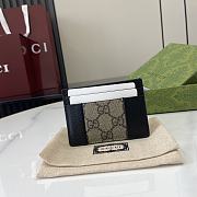 Gucci GG Supreme Card Holder Wallet In Beige/Black - 1