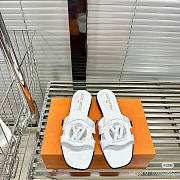 Louis Vuitton Women Sandals In White - 5