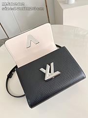 Louis Vuitton Twist Say My Name Quartz Black - 3