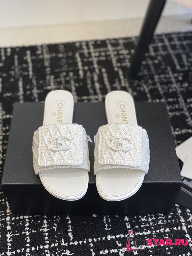 Chanel Women Sandals In White Color - 1