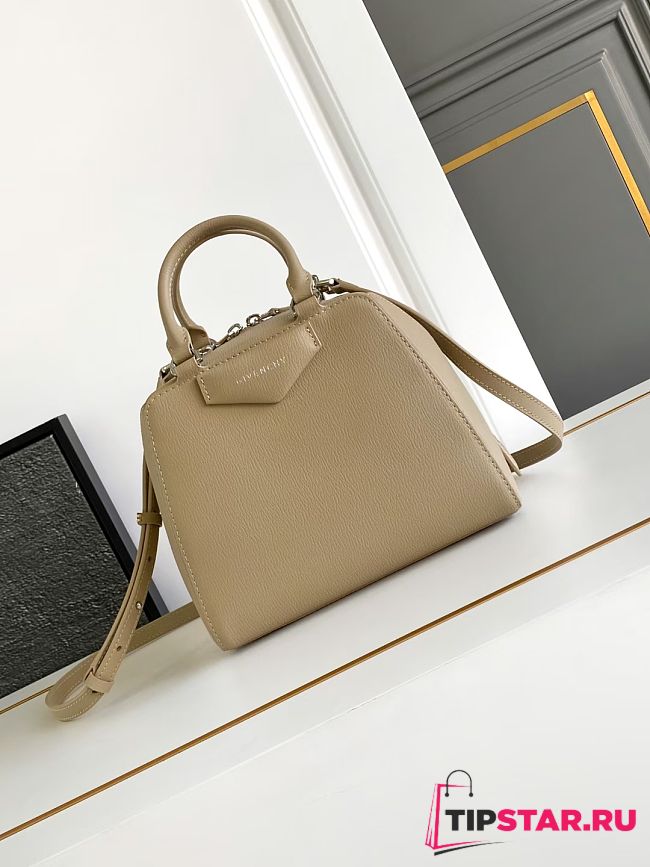 Givenchy Antigona Cube bag in leather beige - 1