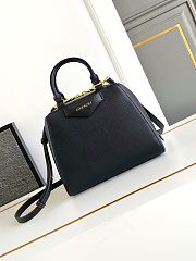 Givenchy Antigona Cube bag in leather black - 1