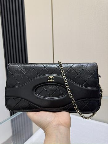 Chanel 31 Wallet On Chain Shiny Calfskin In Black