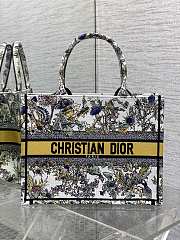 Dior Medium Book Tote Around the world yellow - 1