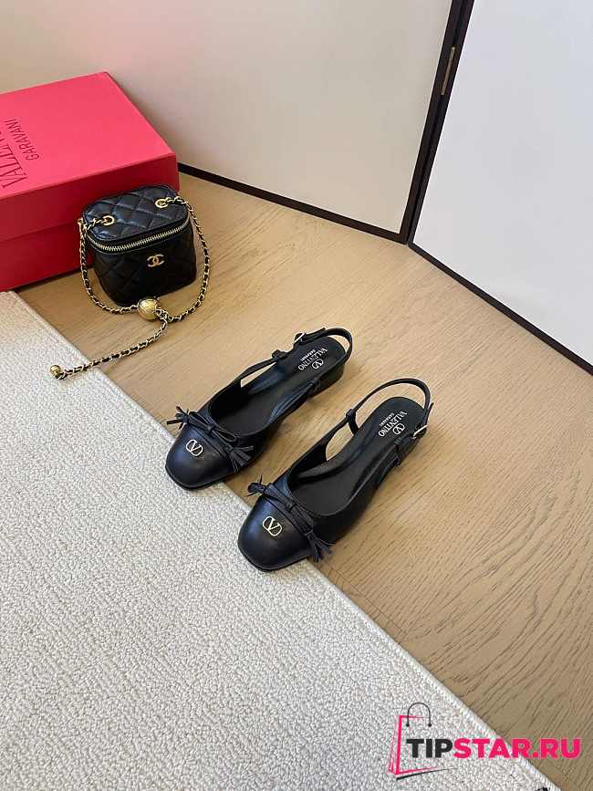 Valentino Vlogo Signature Sandals In Black - 1