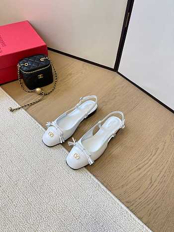 Valentino Vlogo Signature Sandals In White