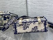 Dior Small Diorcamp bag in blue - 5