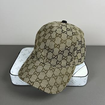 Gucci baseball cap 01