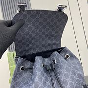 Gucci Kleiner GG Rucksack Schwarzer GG Supreme-Canvas - 2