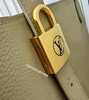 Louis Vuitton Low Key Cabas MM Clay Green Grained calfskin M25343 - 4