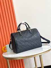 Louis Vuitton Speedy Bandouliere In Black Size 30 cm - 4