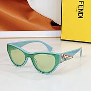 Fendi F0L087V Sunglasses - 4