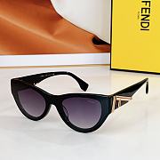 Fendi F0L087V Sunglasses - 3