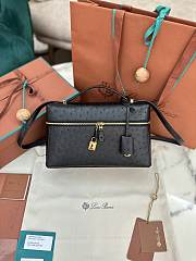 Loro Piana Extra Poket L27 ortrich leather gold lock in black - 1